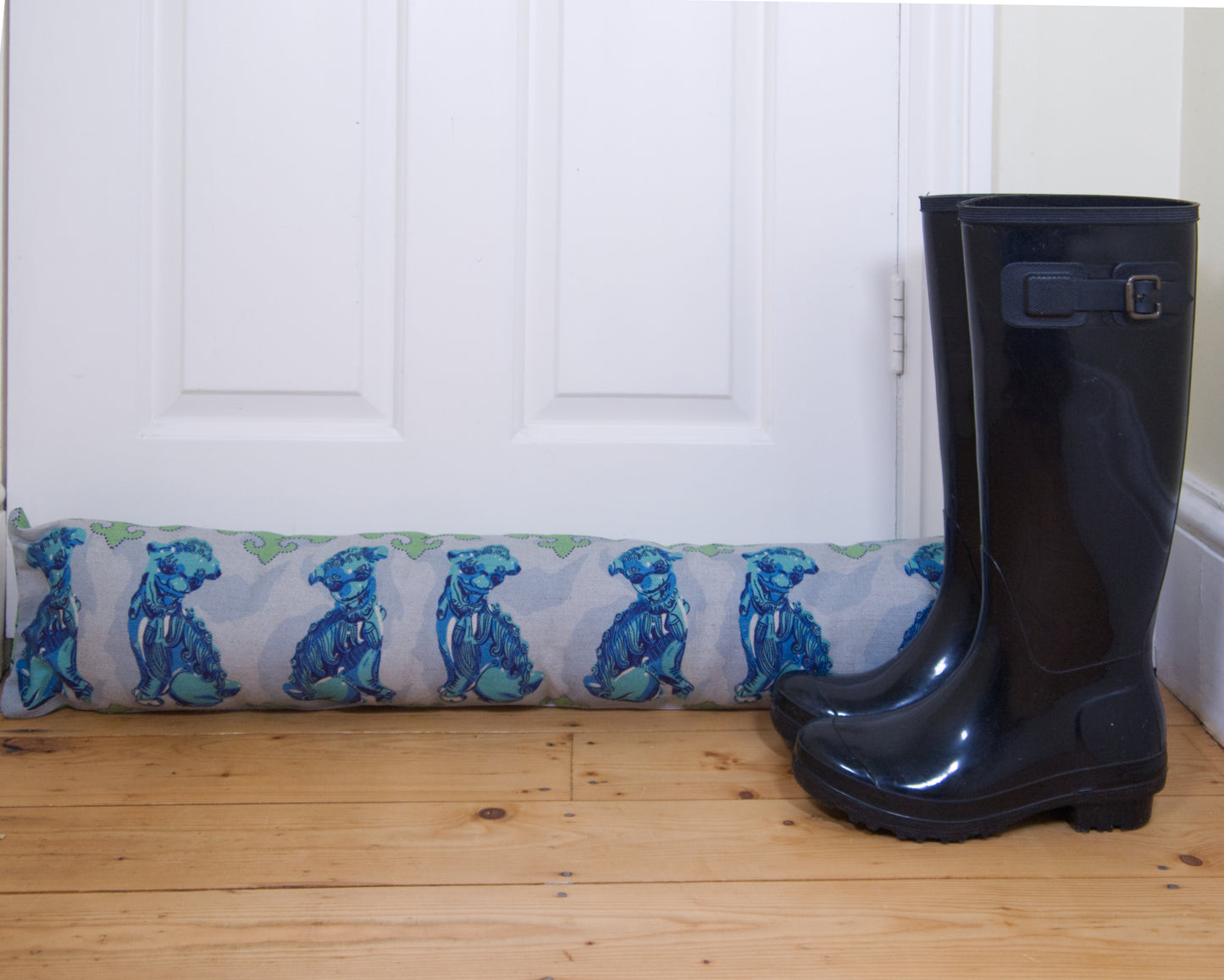 Foo dog print draught excluder