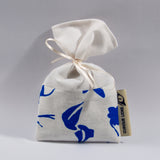 Lavender bag designed by Curious Lions and made in the UK. This screen printed fabric pouch contains 100% english lavender buds.