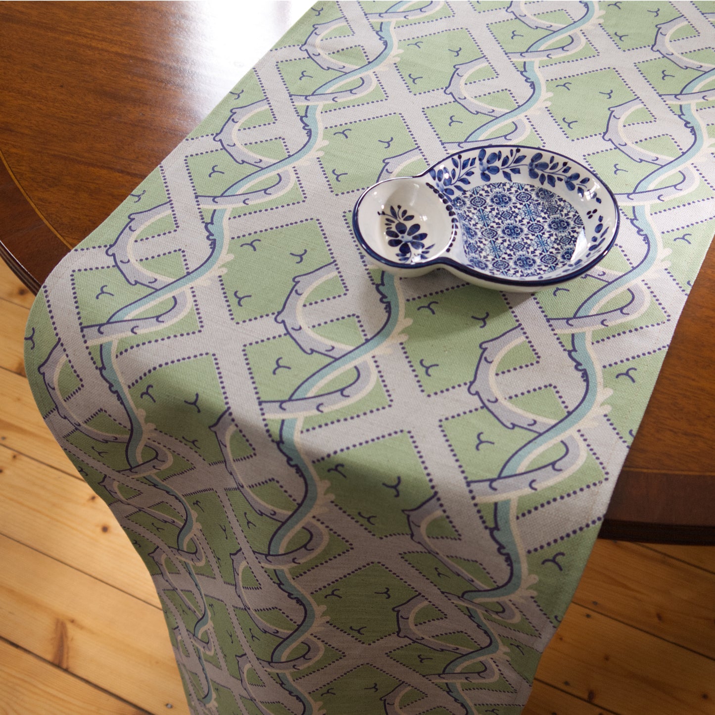 Lime Trellis - table runner